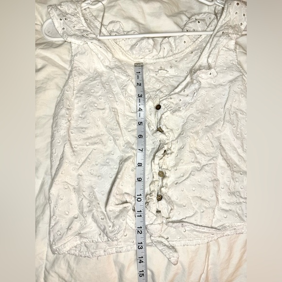 LACEY WHITE CROPPED TANK TOP - Picture 2 of 6